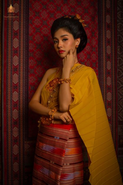 Thai Style Studio 1984 ซิ่น / ล้านนากับผ้าซิ่น / ภูมิปัญญาผ้าพื้นเมืองล้านนา 29
