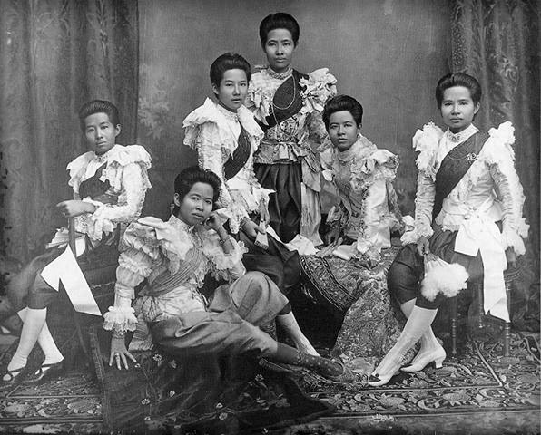 Thai Style Studio 1984 King Rama V's Era Apparel 1