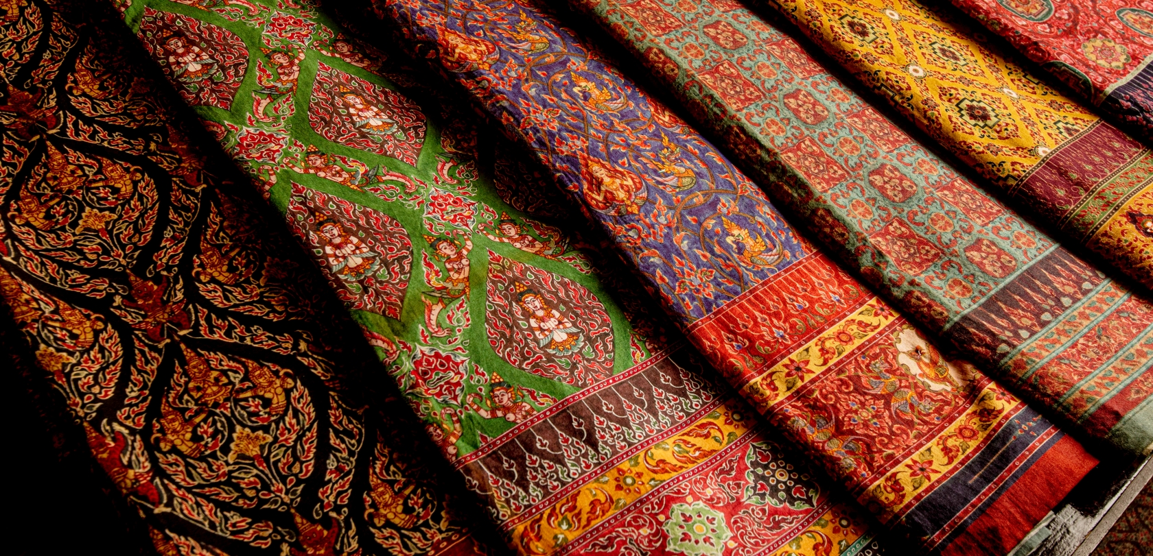 Thai Style Studio 1984 ผ้าลายอย่าง / ผ้าลายอย่าง...แต่งกายอย่างอยุธยา 9