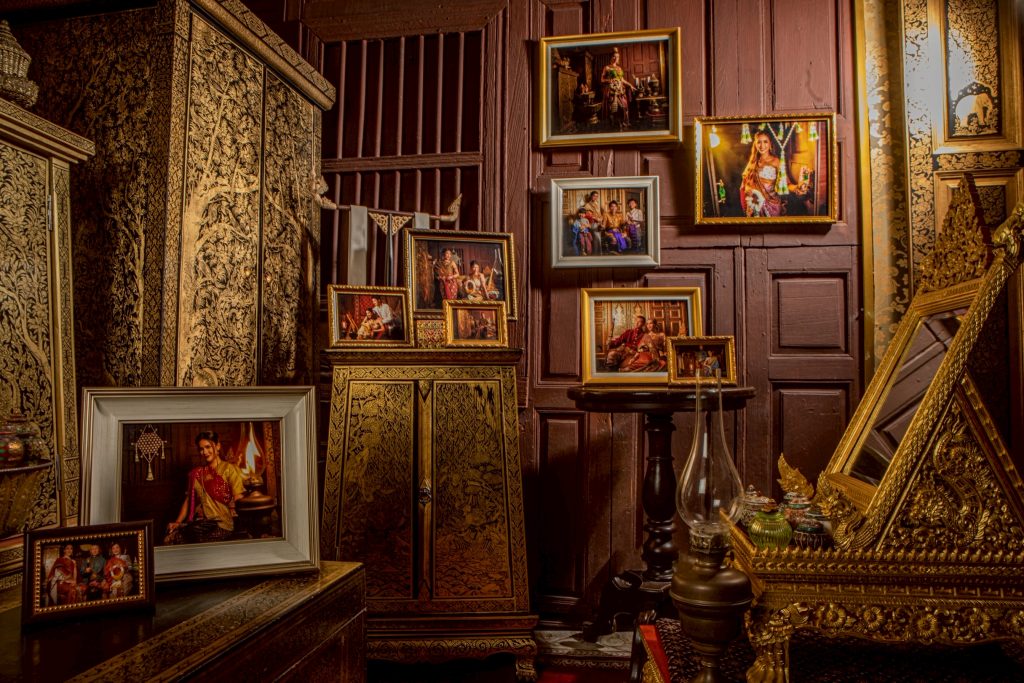 Thai Style Studio 1984 Picture Frames 1