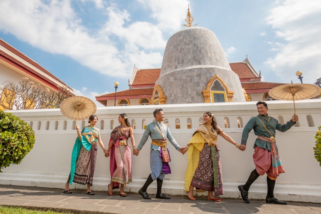 Thai Style Studio 1984 เช่าชุดไทยใจกลางเมืองกรุงเทพ 7