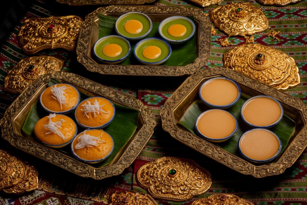 Thai Style Studio 1984 ขนมไทยโบราณ เรื่องเล่าและเสน่ห์ที่ซ่อนอยู่ในแต่ละคำ 90 Thai Style Studio 1984 ขนมไทยโบราณ เรื่องเล่าและเสน่ห์ที่ซ่อนอยู่ในแต่ละคำ 89