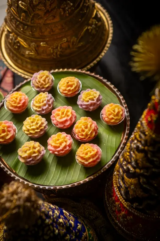 Thai Style Studio 1984 ขนมไทยโบราณ เรื่องเล่าและเสน่ห์ที่ซ่อนอยู่ในแต่ละคำ 58 Thai Style Studio 1984 ขนมไทยโบราณ เรื่องเล่าและเสน่ห์ที่ซ่อนอยู่ในแต่ละคำ 57