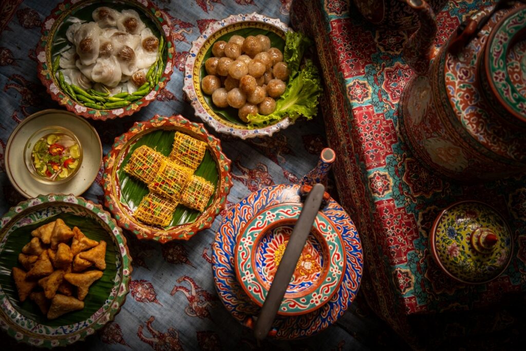 Thai Style Studio 1984 ขนมไทยโบราณ เรื่องเล่าและเสน่ห์ที่ซ่อนอยู่ในแต่ละคำ 80 Thai Style Studio 1984 ขนมไทยโบราณ เรื่องเล่าและเสน่ห์ที่ซ่อนอยู่ในแต่ละคำ 79